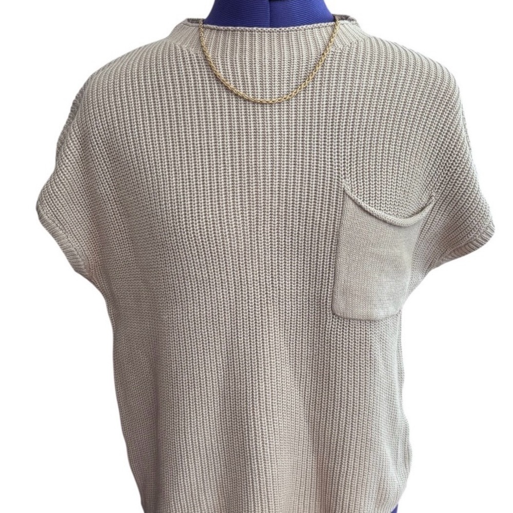 Illusory Women’s Crewneck Sweater Short Drop Medium Size Beige